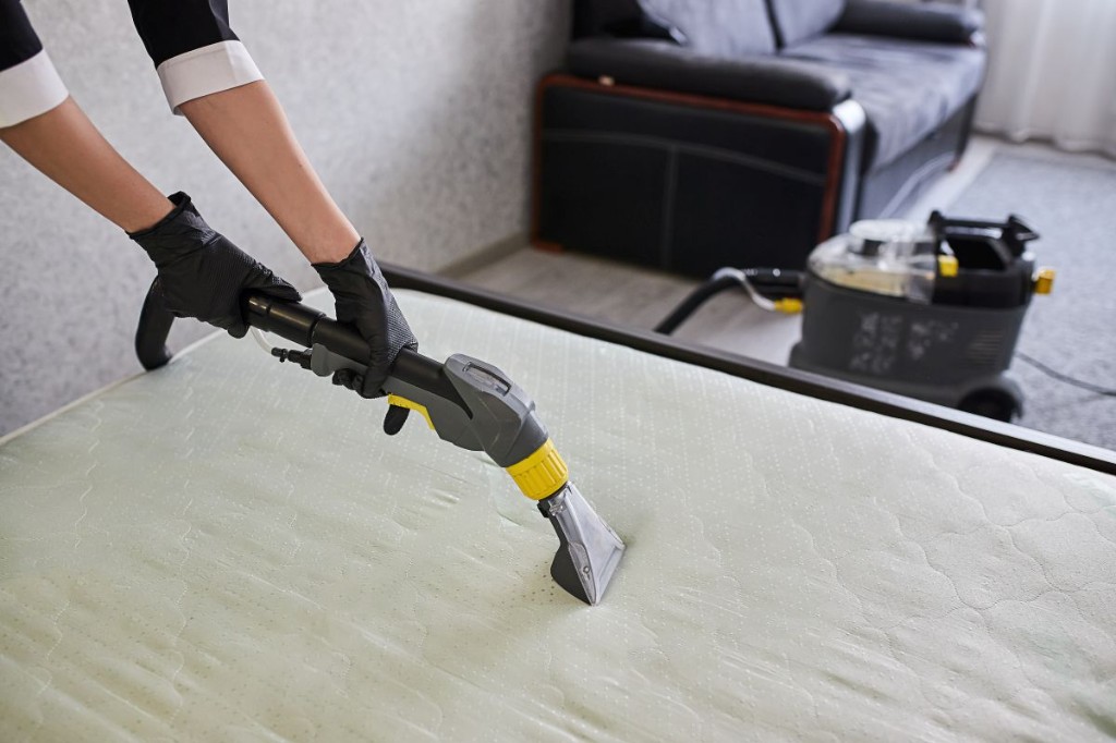 sprawdzone sposoby czyszczenia materacy